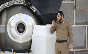 شاهد من الحرم.. “إمارة مكة” تواصل بث صور الاعتزاز بـ”أبطال في الميدان”