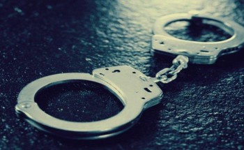 القبض على شخصين في جازان لسرقتهما أسطوانات غاز من شاحنة ومحاولتهما الفرار