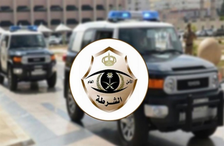ضبط 4 أشخاص يستقلون مركبة على طريق الرياض – الخرج ويتباهون بمخالفتهم قرار منع التجول